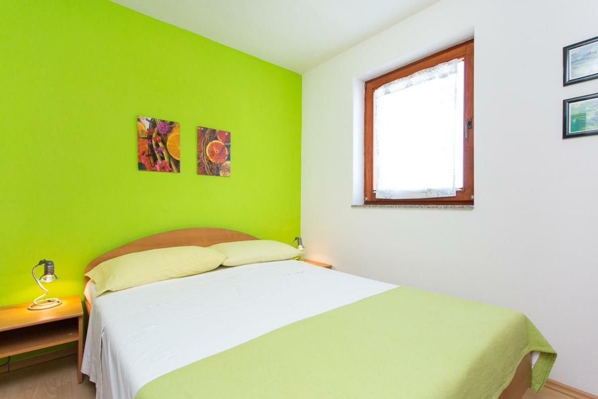 1-Bedroom Apartment With Loggia In Punat Island Krk 외부 사진
